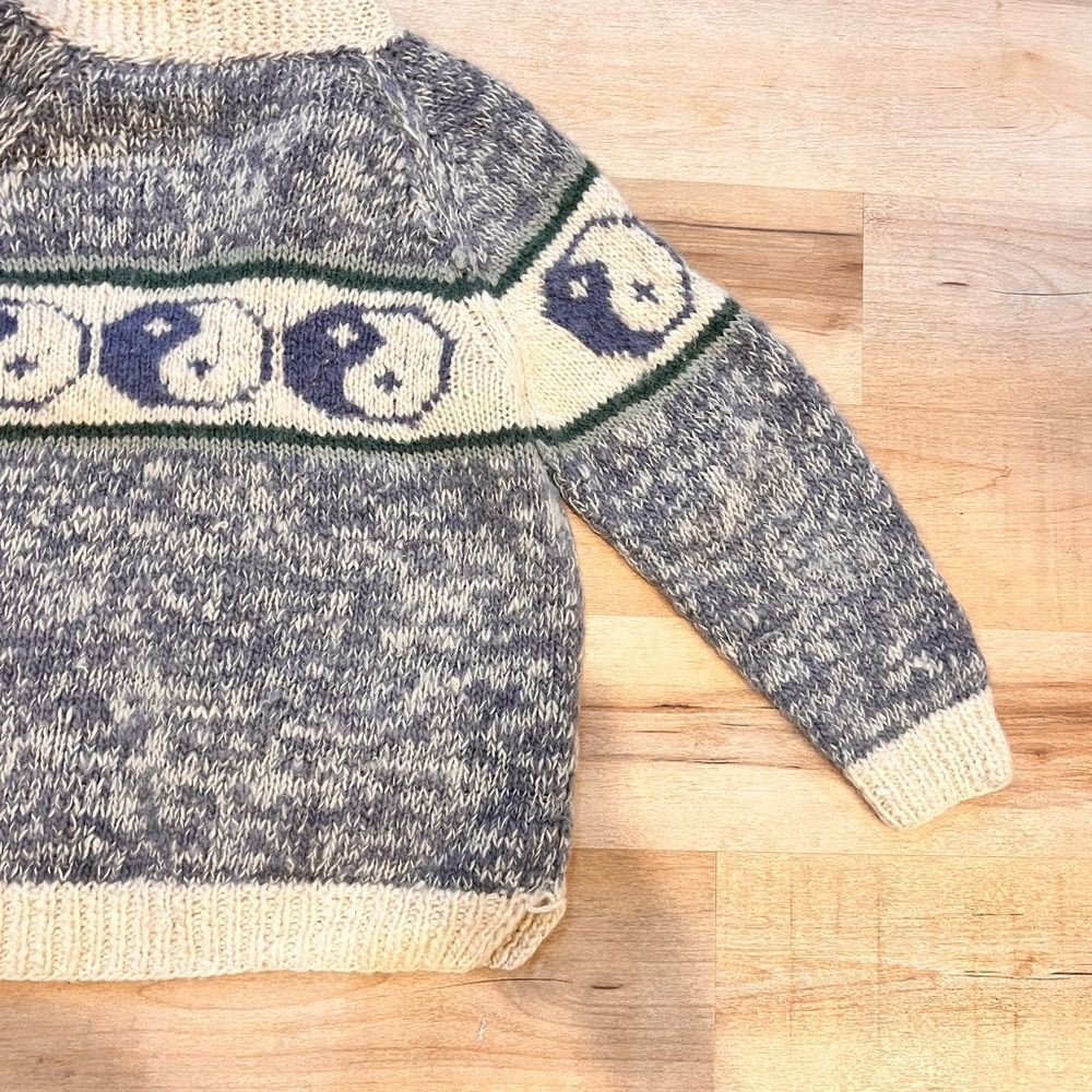 Vintage yin yang wool sweater - Picture 8 of 8